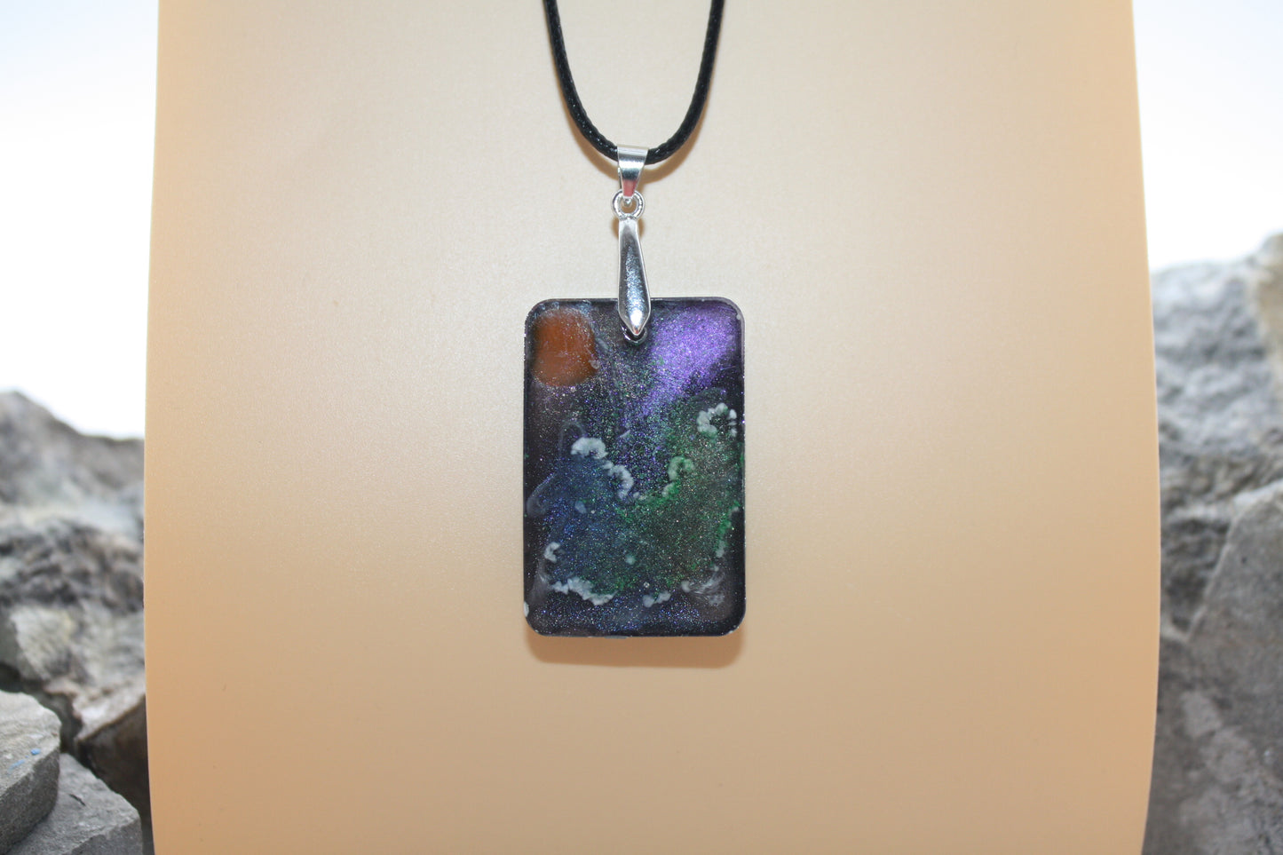 Sangres Idalia Pendant