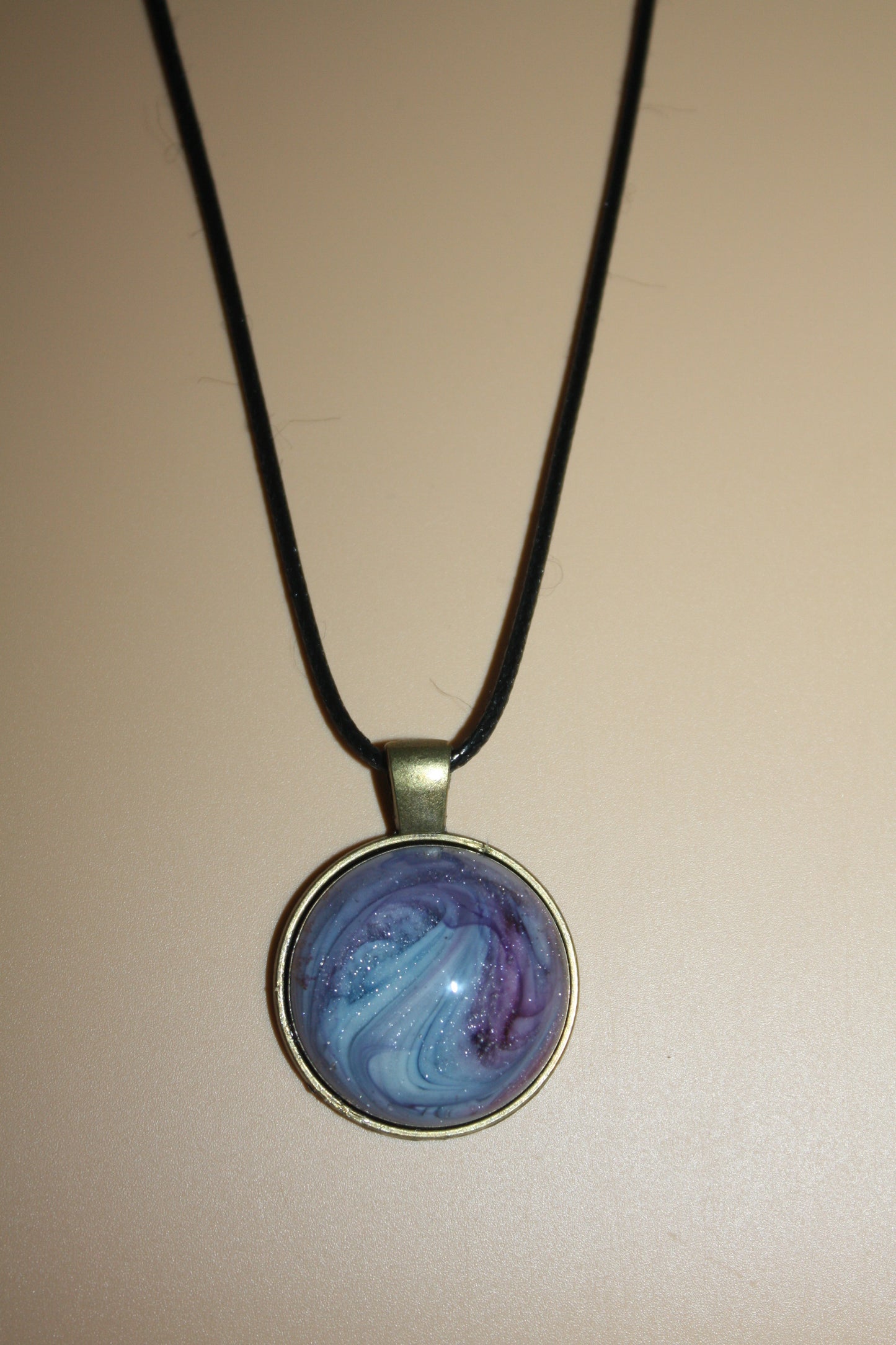 Lilac Round Plata Pendant