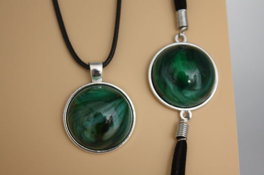 Clover Bloom Necklace and Bracelet