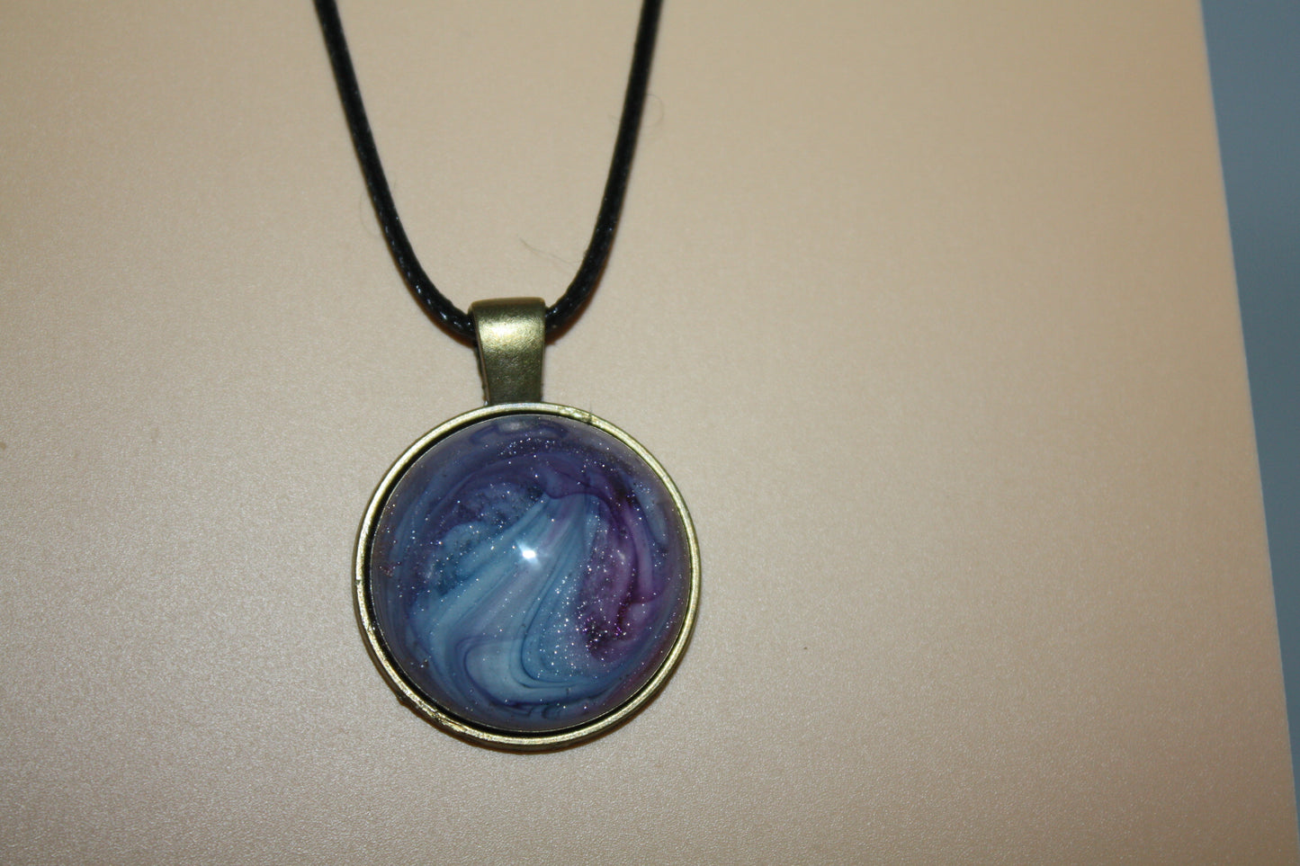 Lilac Round Plata Pendant