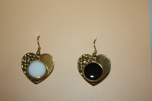 Mirage Earrings Black and White Heart